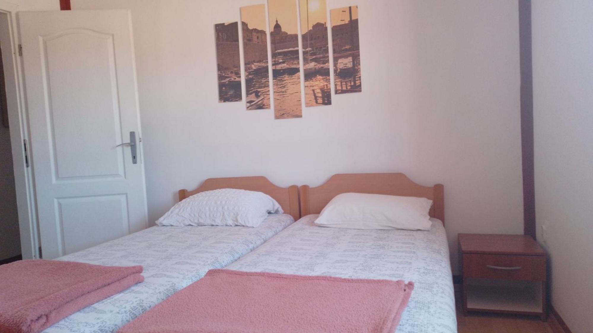 Red Apartman Trebinje Eksteriør billede