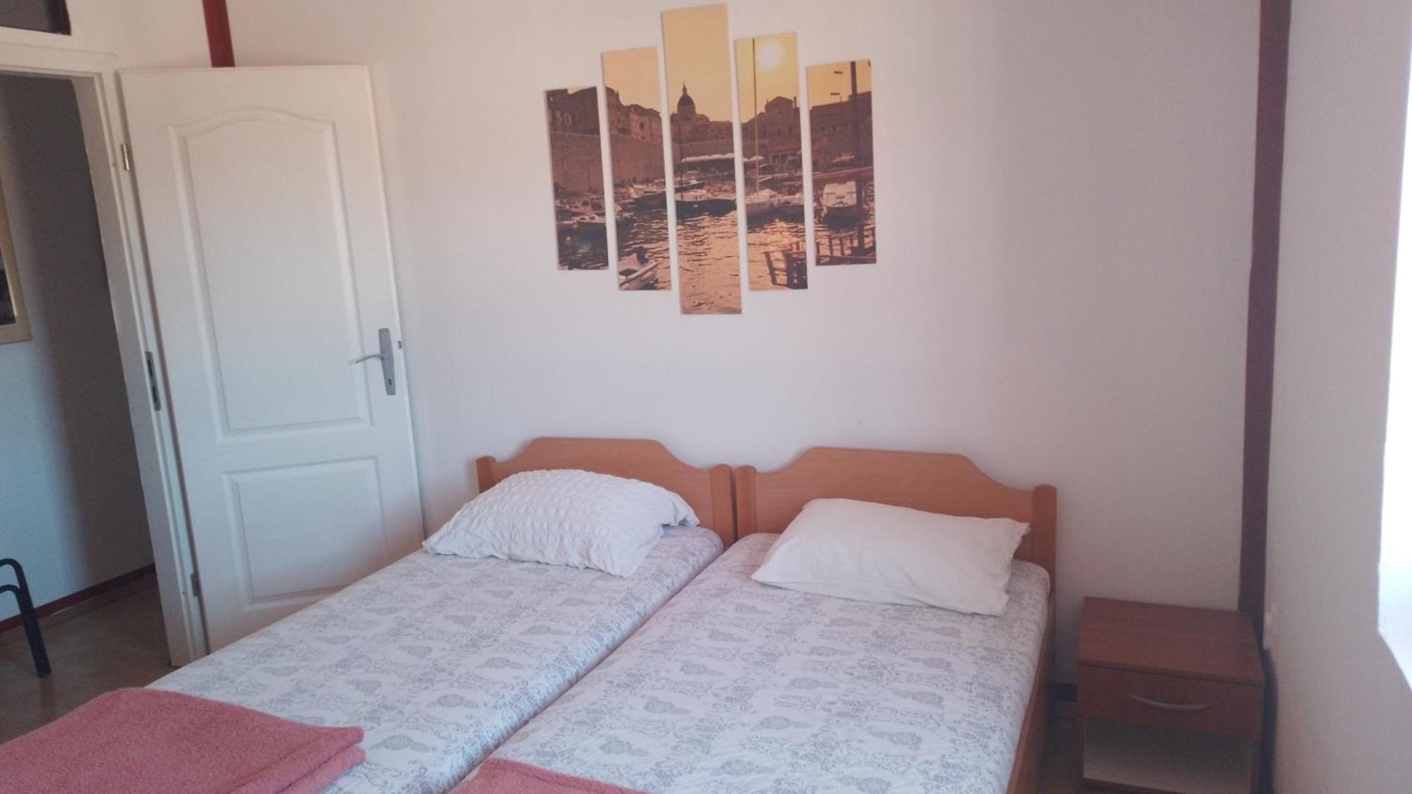 Red Apartman Trebinje Eksteriør billede