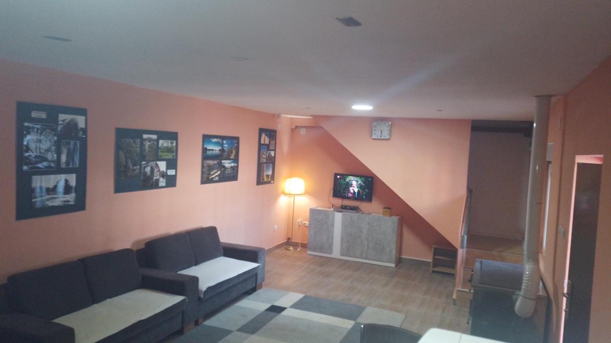 Red Apartman Trebinje Eksteriør billede