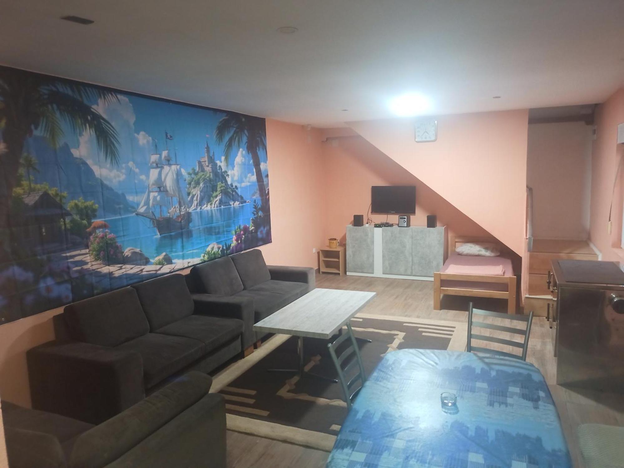 Red Apartman Trebinje Eksteriør billede